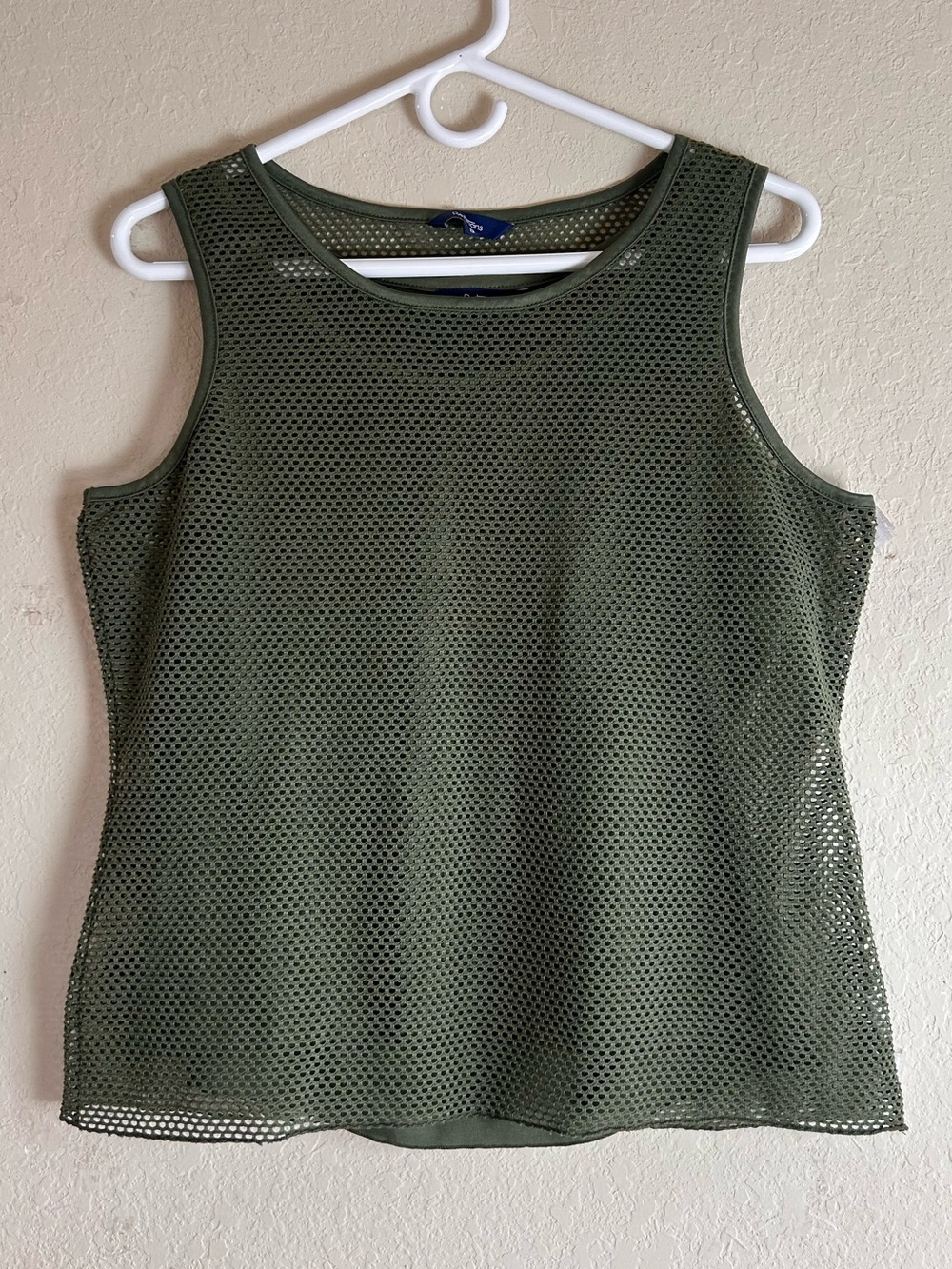 Reitmans Olive Green Mesh Tank Top Size Large